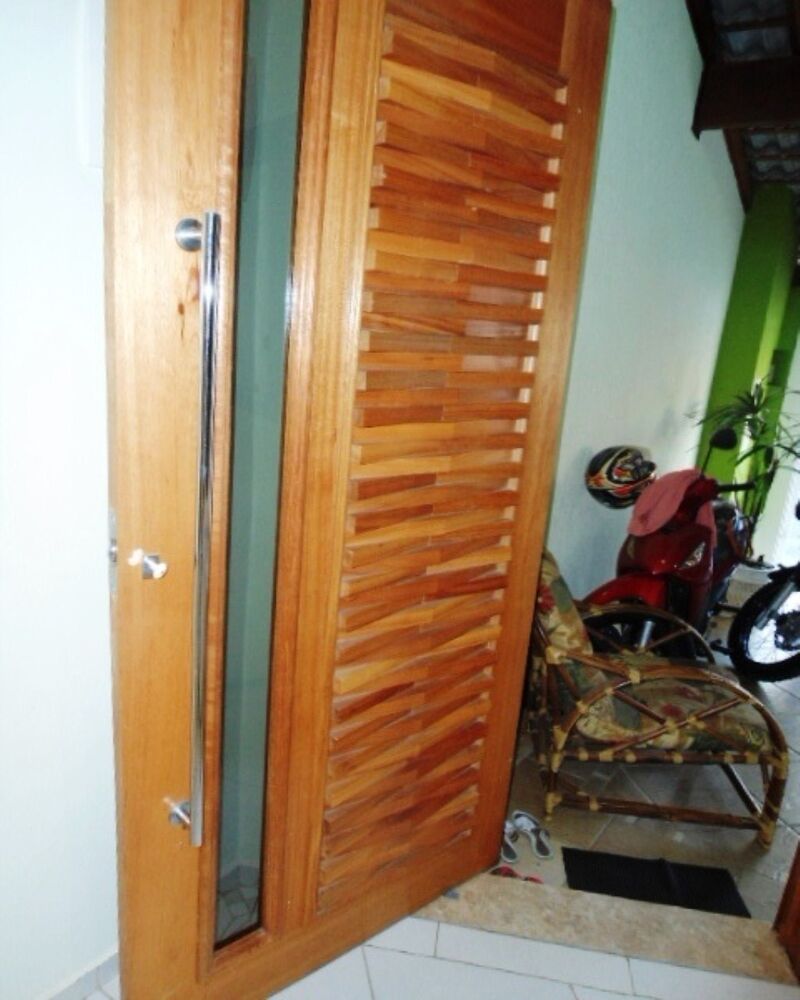 Casa à venda com 2 quartos, 107m² - Foto 3