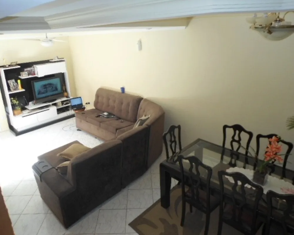 Casa, 3 quartos, 200 m² - Foto 8