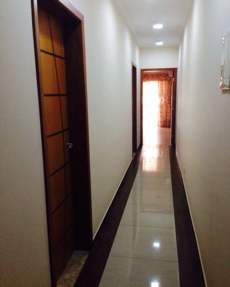 Casa, 3 quartos, 245 m² - Foto 7