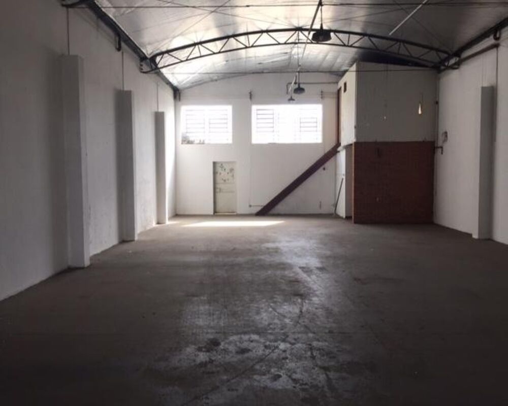 Depósito-Galpão, 200 m² - Foto 1