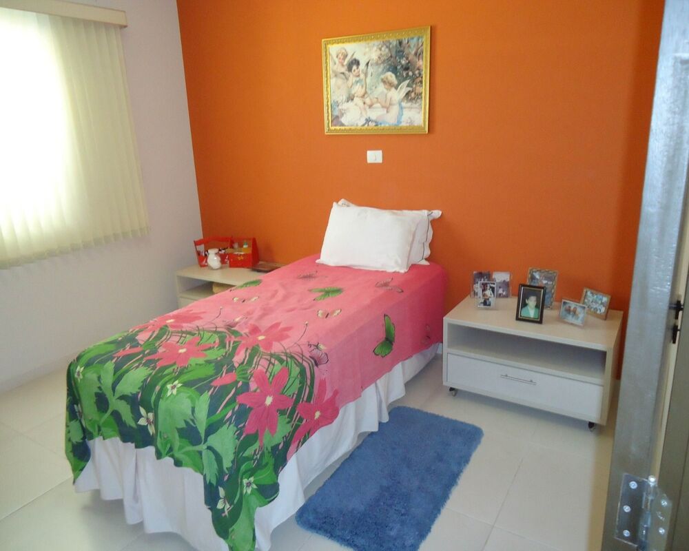 Casa, 3 quartos, 229 m² - Foto 1