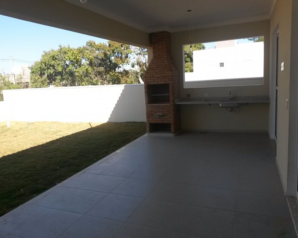 Casa, 3 quartos, 208 m² - Foto 1
