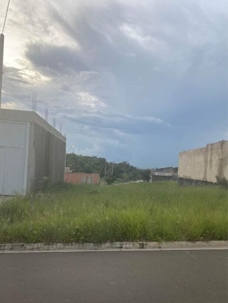 Terreno, 180 m² - Foto 1