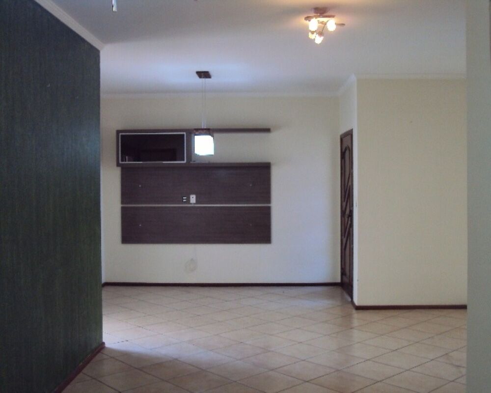 Casa, 3 quartos, 240 m² - Foto 4