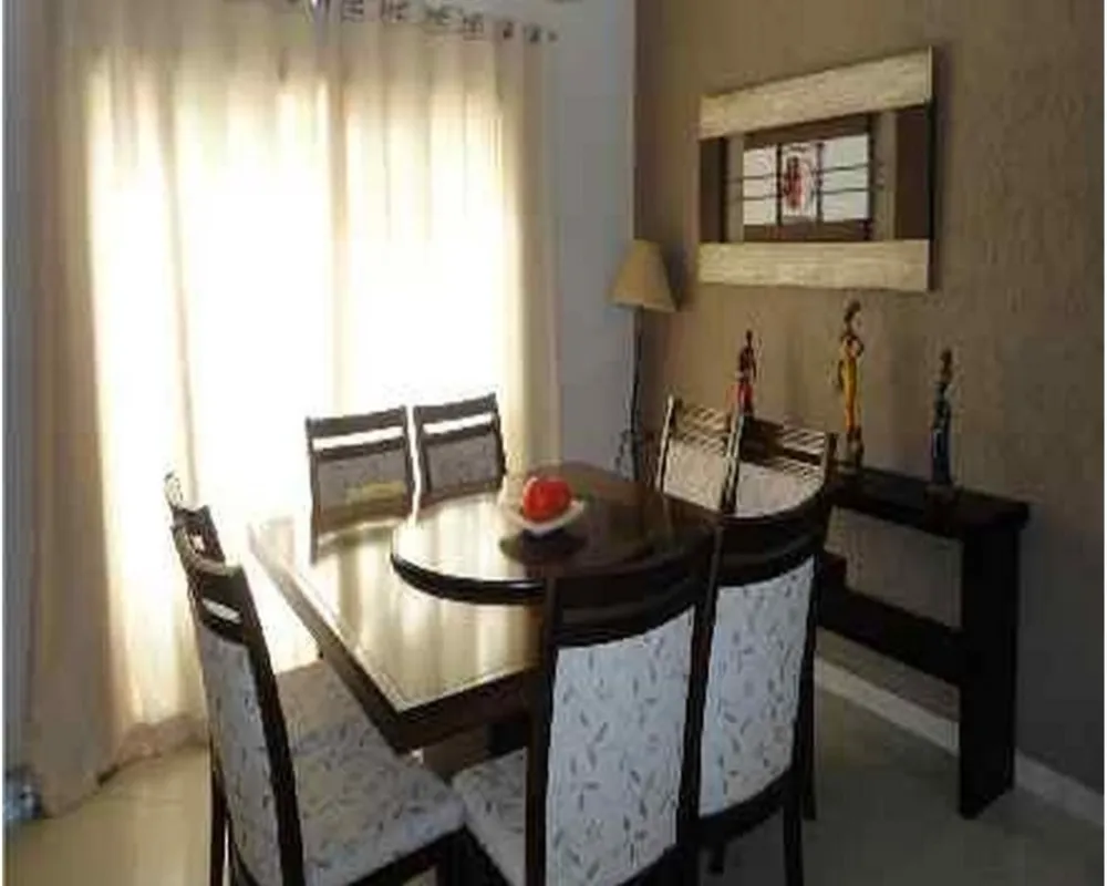 Casa, 3 quartos, 200 m² - Foto 1