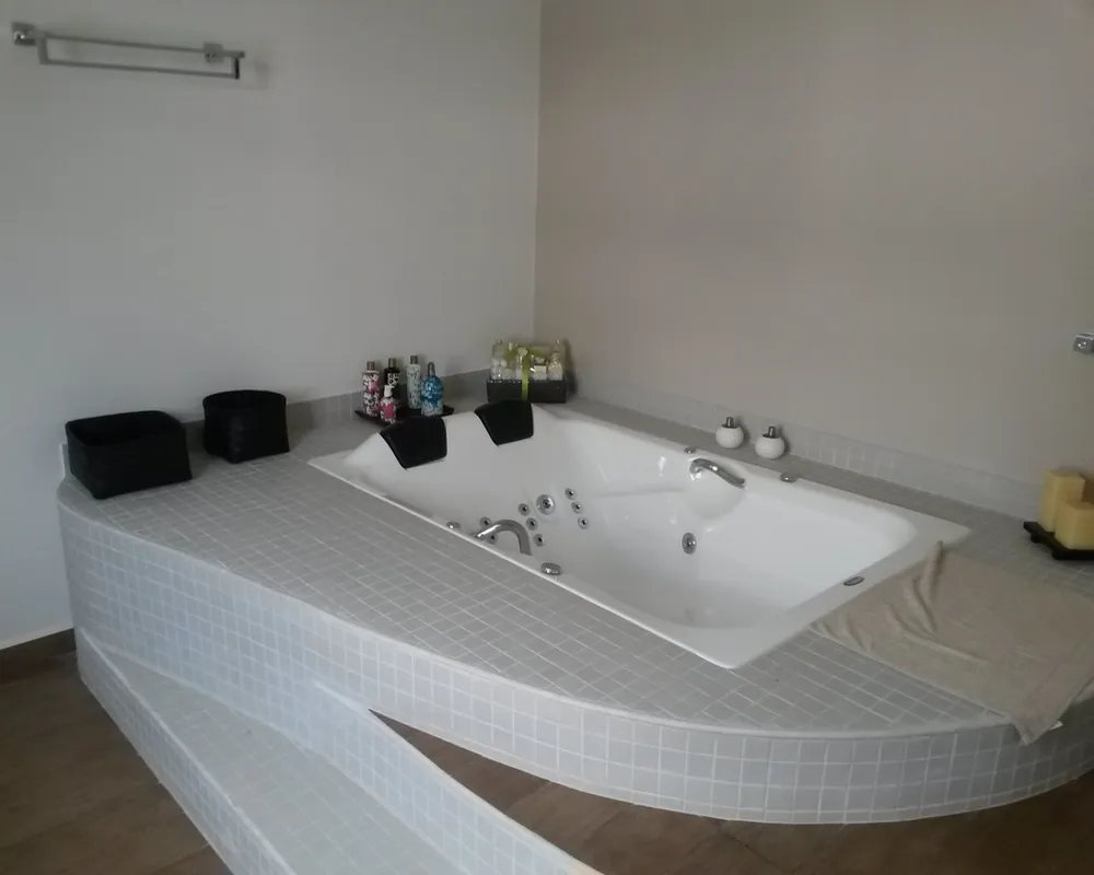 Casa, 6 quartos, 882 m² - Foto 2