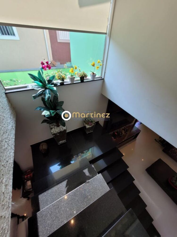 Sobrado, 3 quartos, 273 m² - Foto 2