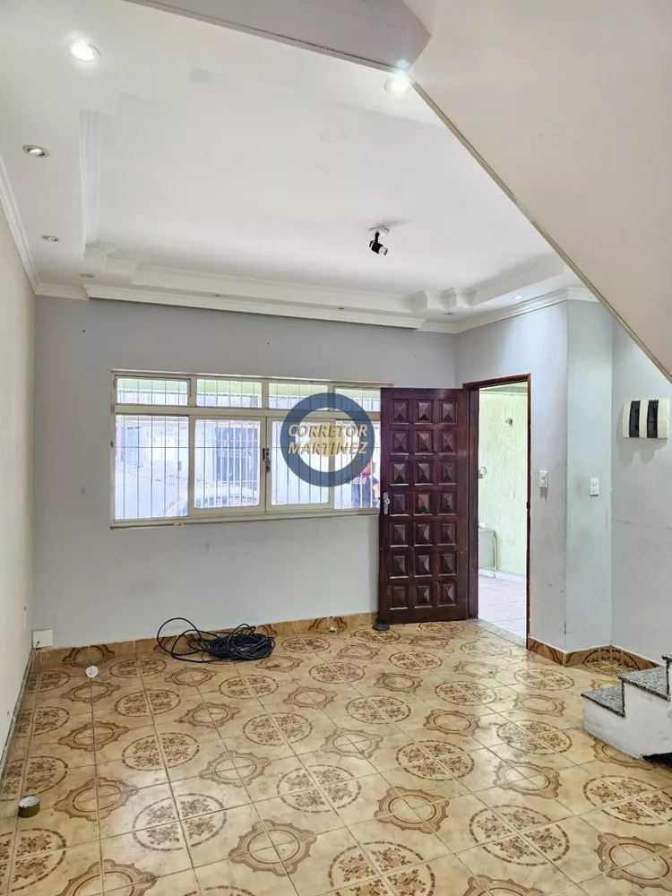 Sobrado à venda com 2 quartos, 140m² - Foto 4