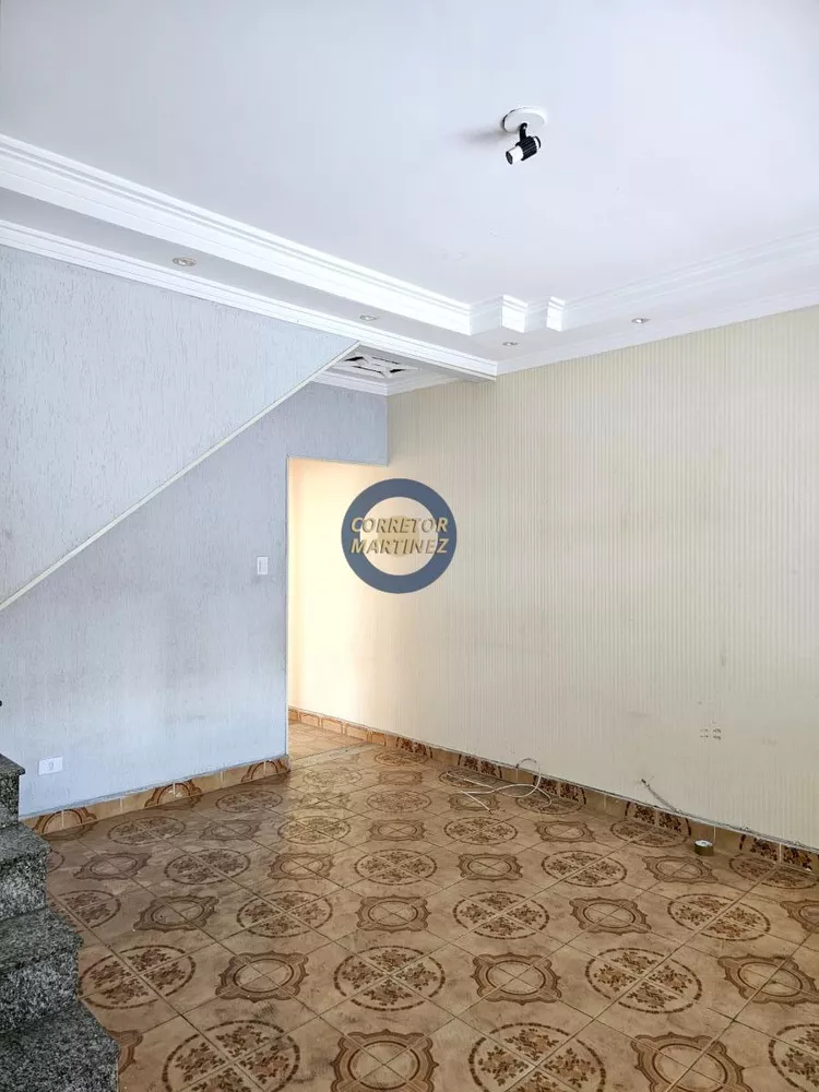 Sobrado à venda com 2 quartos, 140m² - Foto 3