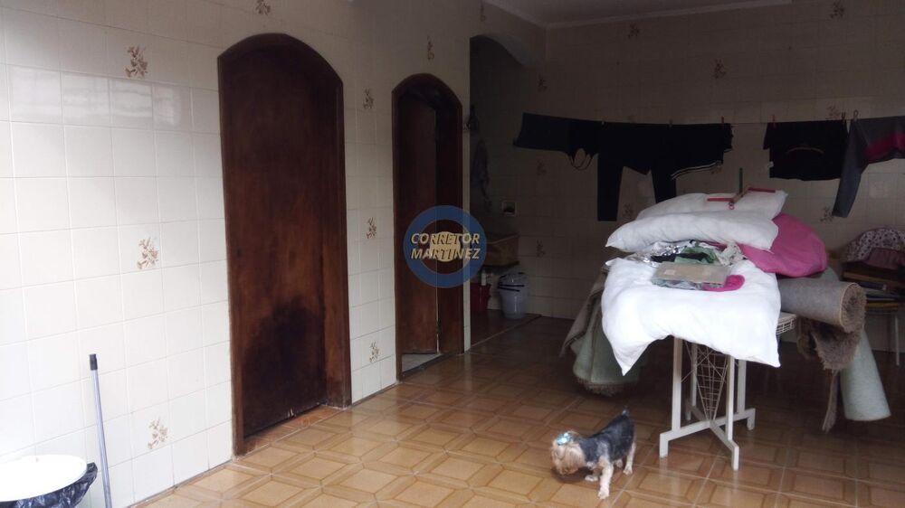 Casa, 4 quartos, 300 m² - Foto 1