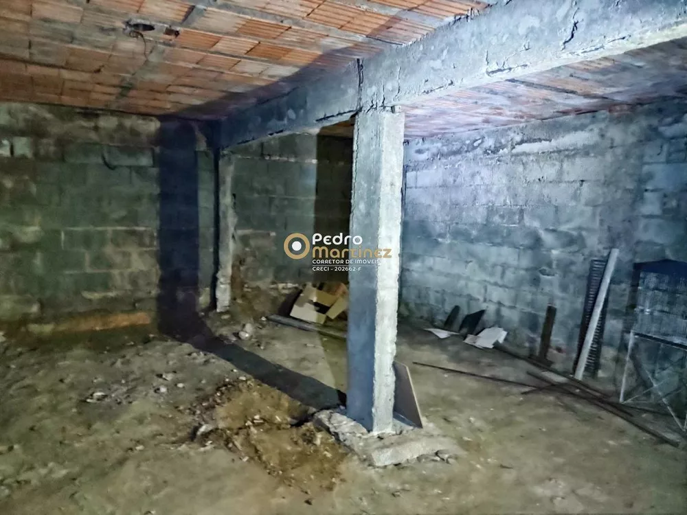 Casa, 5 quartos, 190 m² - Foto 4