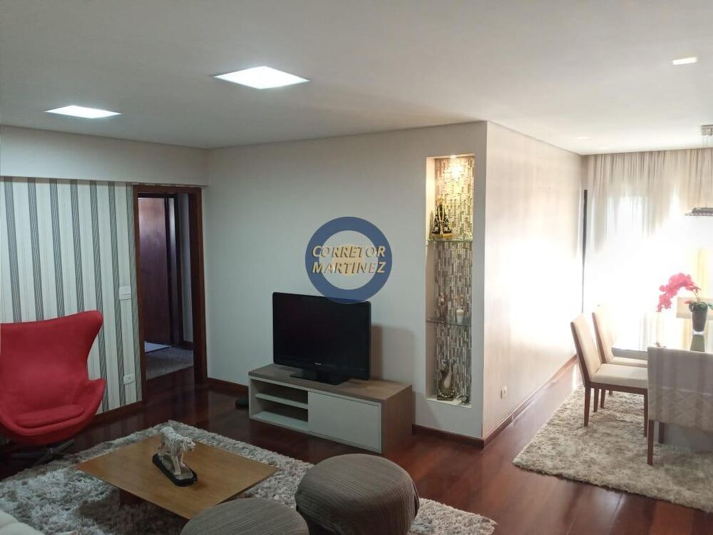 Apartamento à venda com 3 quartos, 130m² - Foto 1