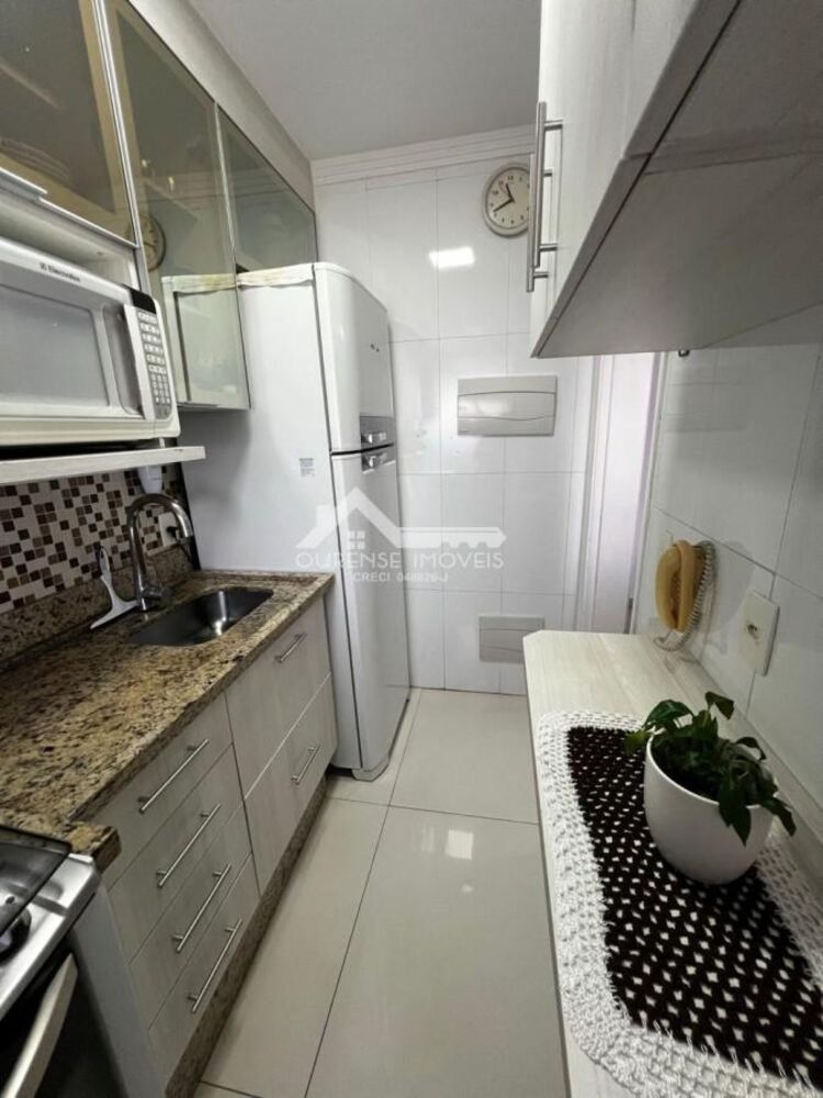 Apartamento à venda com 2 quartos, 49m² - Foto 1