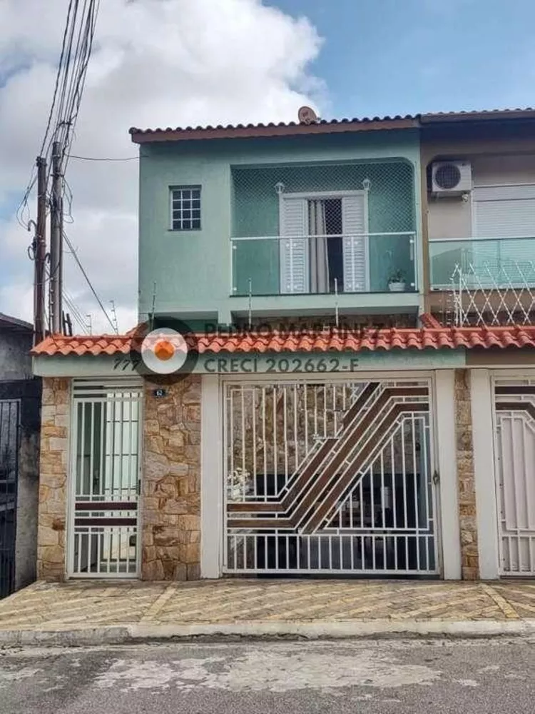 Sobrado à venda com 3 quartos, 336m² - Foto 1