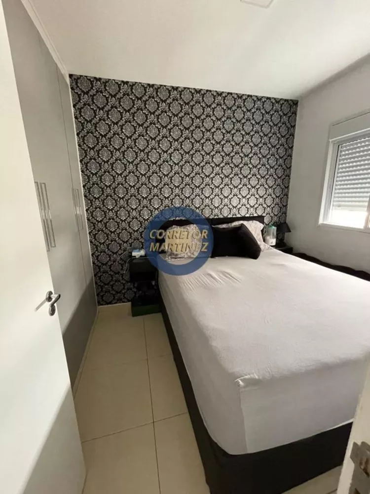 Apartamento à venda com 2 quartos, 42m² - Foto 2