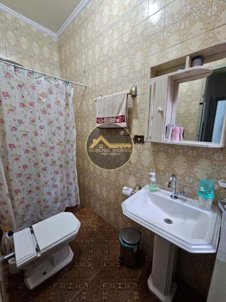 Casa à venda com 2 quartos, 92m² - Foto 9