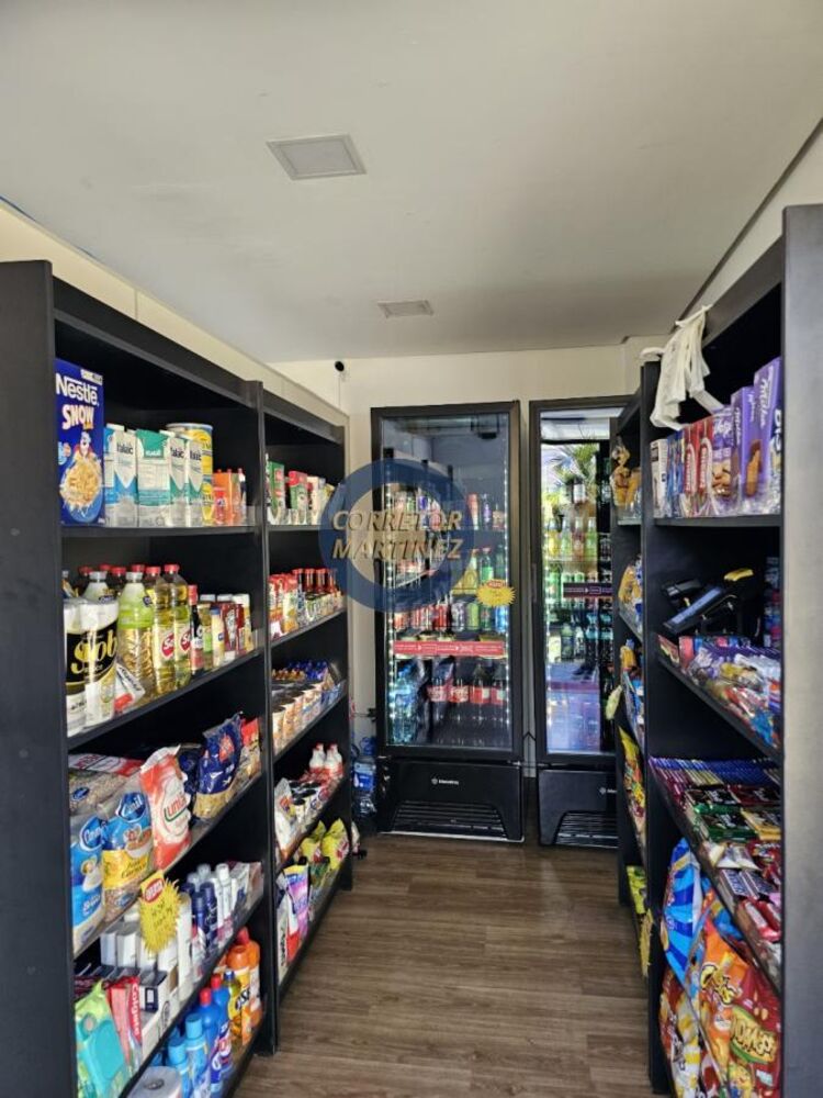 Apartamento à venda com 3 quartos, 73m² - Foto 1