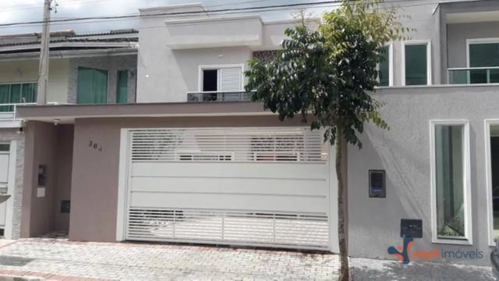 Sobrado, 3 quartos, 132 m² - Foto 1