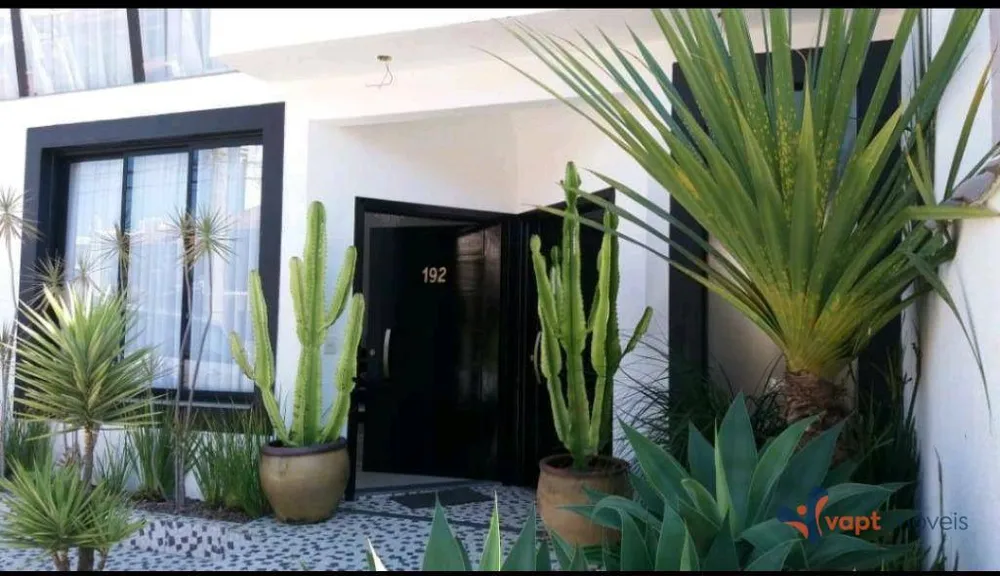Sobrado, 5 quartos, 306 m² - Foto 1
