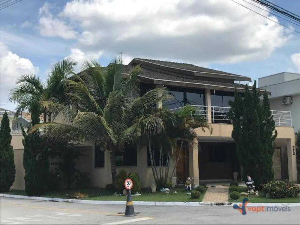 Sobrado, 3 quartos, 320 m² - Foto 1