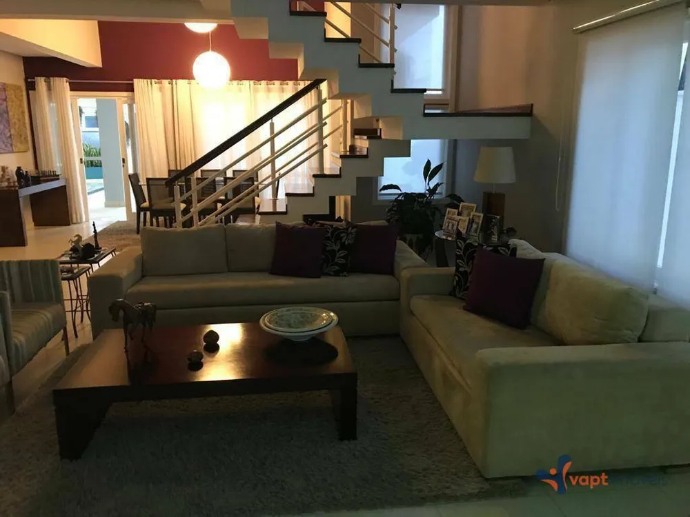 Sobrado, 3 quartos, 370 m² - Foto 2