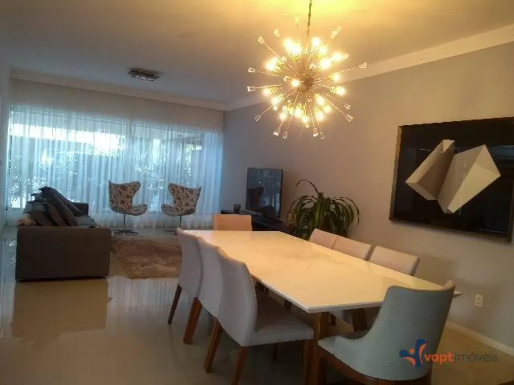 Sobrado, 3 quartos, 268 m² - Foto 3