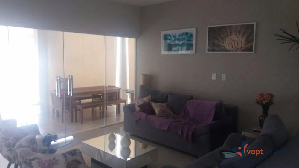 Sobrado, 4 quartos, 248 m² - Foto 2