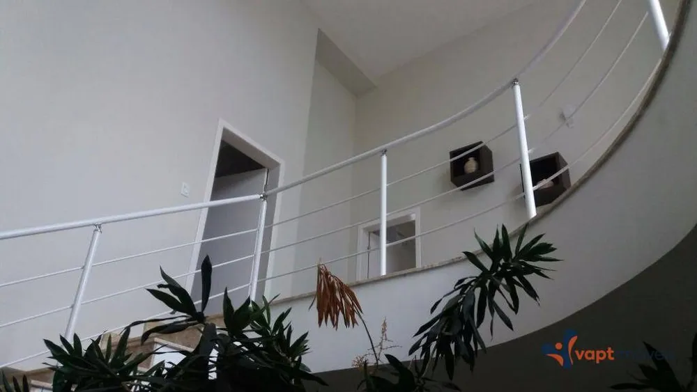 Sobrado, 4 quartos, 248 m² - Foto 1