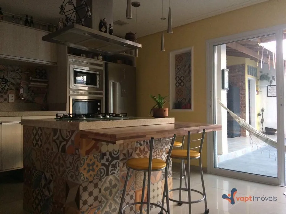 Sobrado, 3 quartos, 264 m² - Foto 3