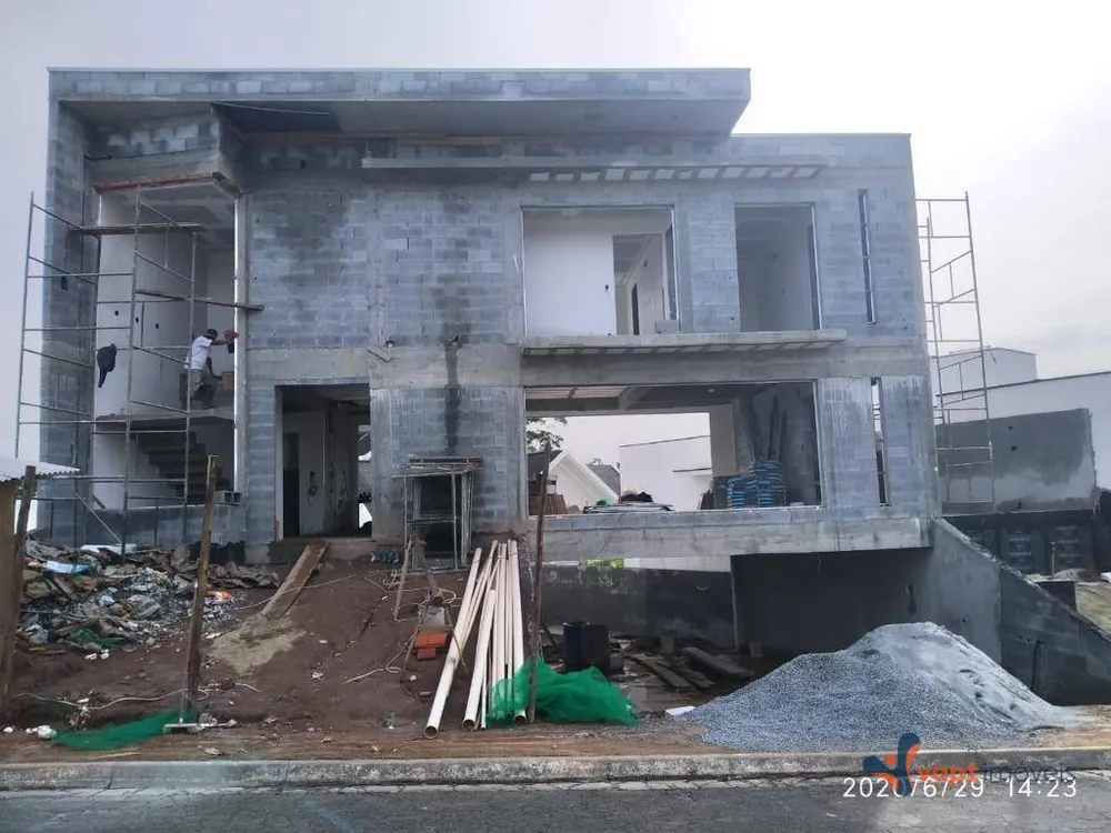 Sobrado, 3 quartos, 268 m² - Foto 2