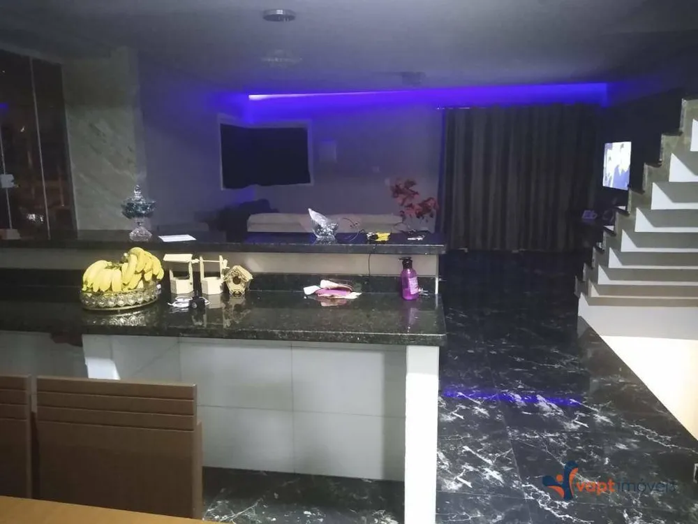 Sobrado, 3 quartos, 265 m² - Foto 1