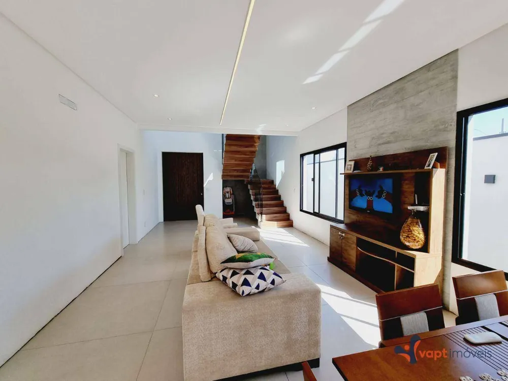 Sobrado, 3 quartos, 258 m² - Foto 4