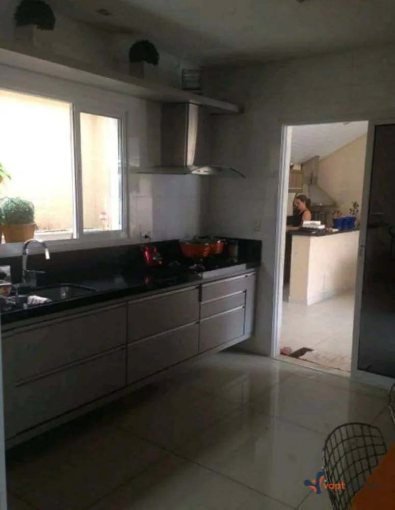 Sobrado, 3 quartos, 256 m² - Foto 3