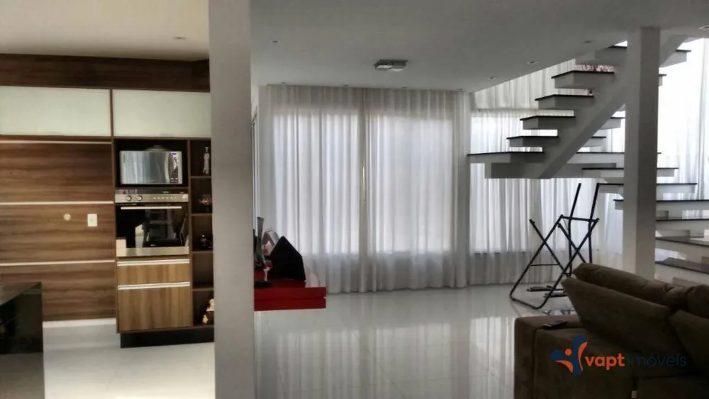 Sobrado, 3 quartos, 249 m² - Foto 4