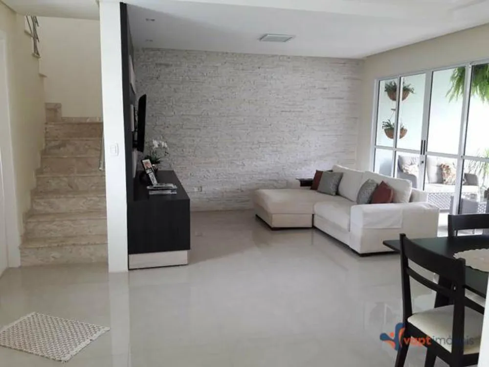 Sobrado, 3 quartos, 185 m² - Foto 1