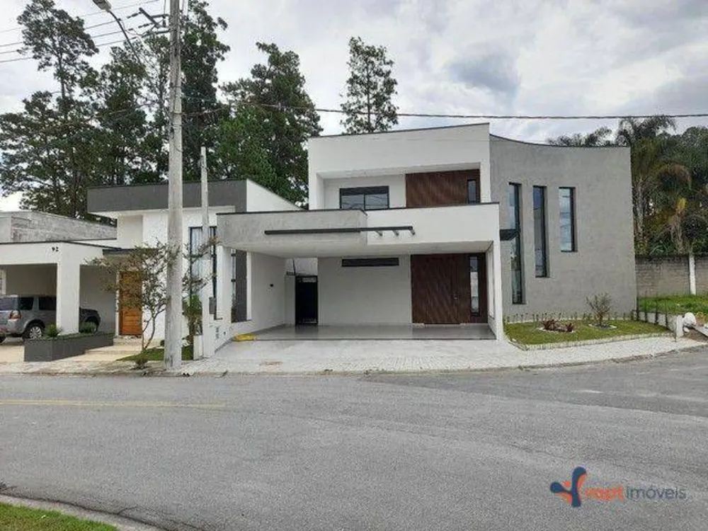 Sobrado, 4 quartos, 340 m² - Foto 2