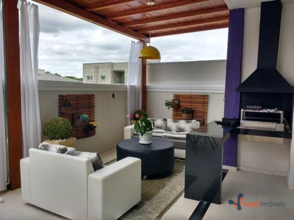 Sobrado, 3 quartos, 320 m² - Foto 1