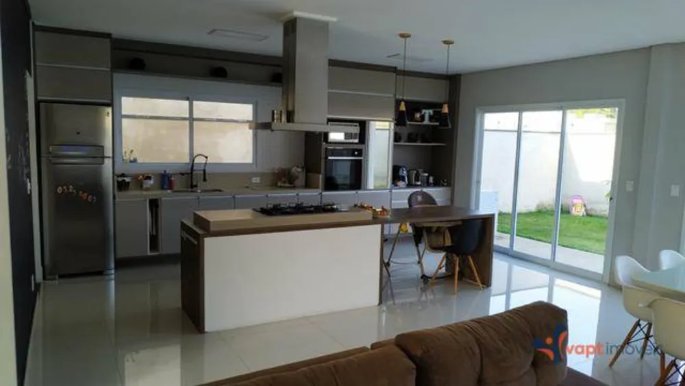Sobrado, 3 quartos, 202 m² - Foto 2