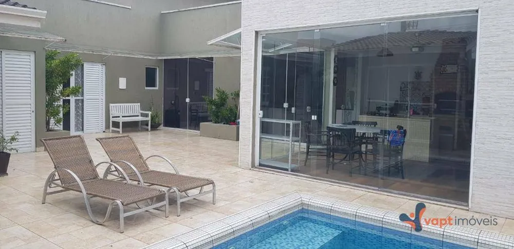 Casa de Condomínio, 4 quartos - Foto 1