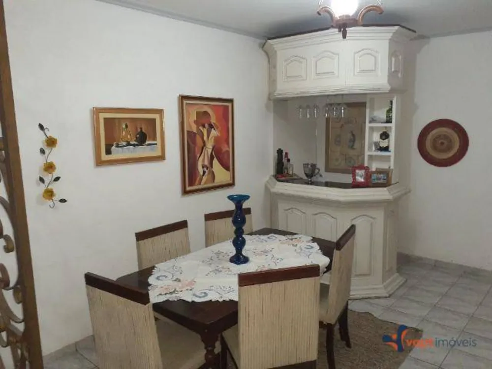 Sobrado, 3 quartos, 270 m² - Foto 3