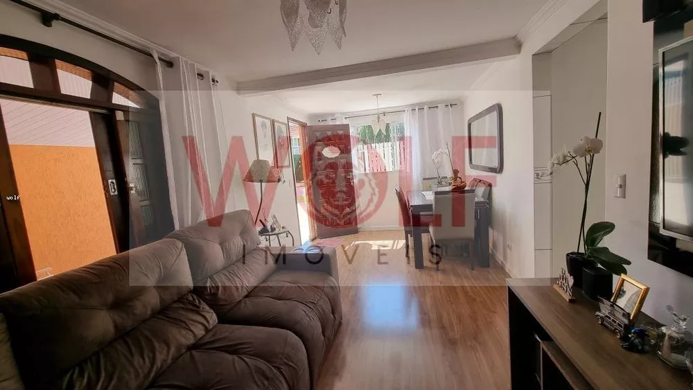 Casa à venda com 3 quartos, 110m² - Foto 2