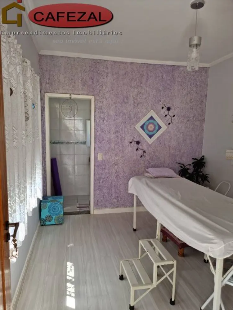 Casa, 3 quartos, 280 m² - Foto 12