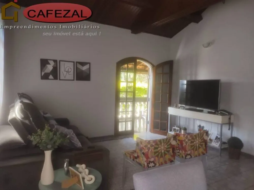 Casa, 3 quartos, 241 m² - Foto 6