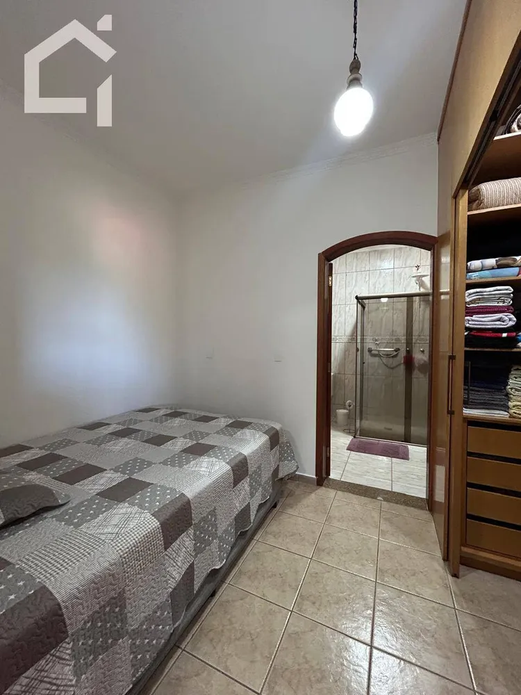 Casa, 3 quartos, 302 m² - Foto 8
