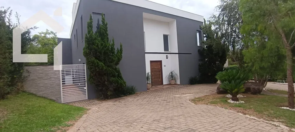 Casa, 4 quartos, 261 m² - Foto 1
