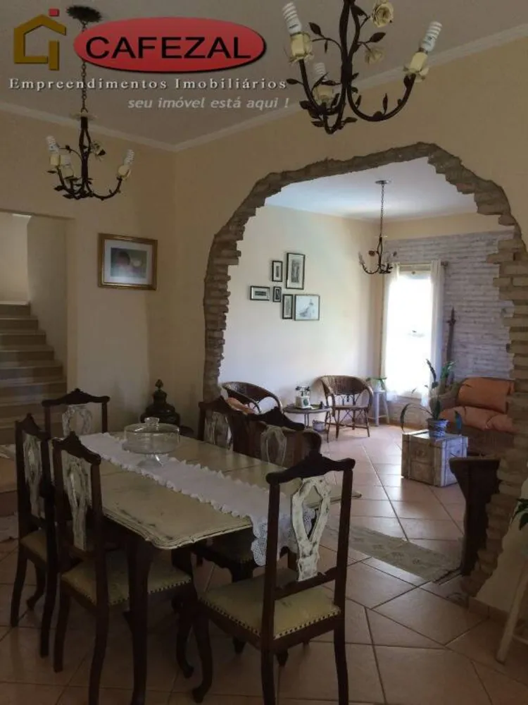 Casa, 3 quartos, 400 m² - Foto 2