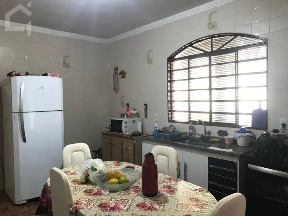 Casa, 2 quartos, 195 m² - Foto 8