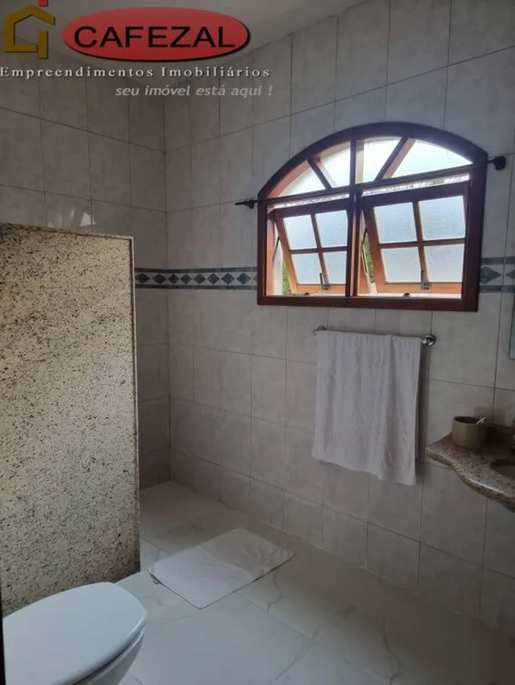 Casa, 3 quartos, 233 m² - Foto 12
