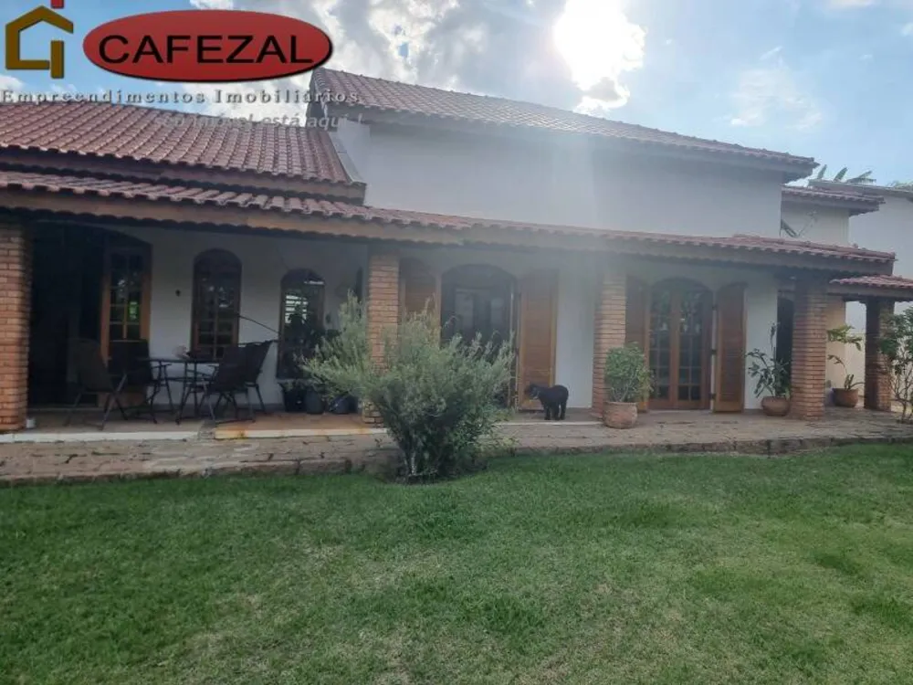 Casa, 3 quartos, 233 m² - Foto 2