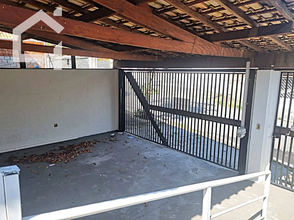 Casa, 3 quartos, 132 m² - Foto 2